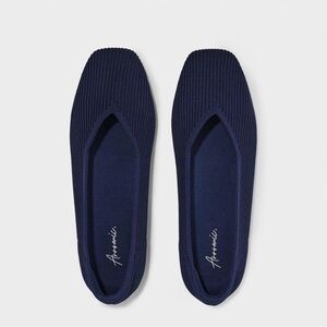 Arromic Flats for Women Square Toe Dressy Ballet Flats Shoes.  New without tag.